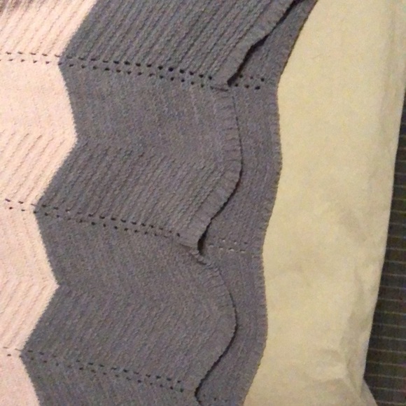 Knitted sweater - Picture 3 of 3